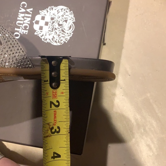 Gray evina Vince camuto sandals - Picture 8 of 9